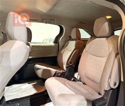 تويوتا سيينا